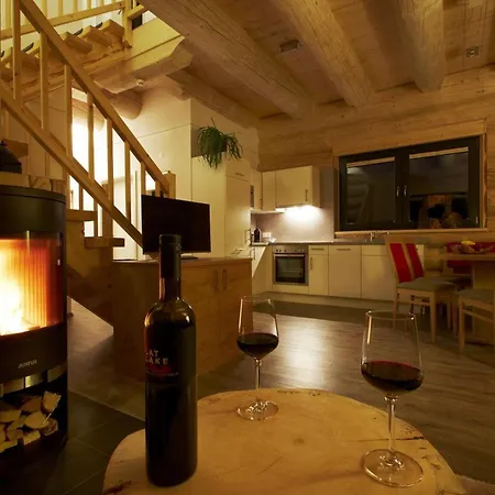 샬레 Tyroladis Family Laudegg